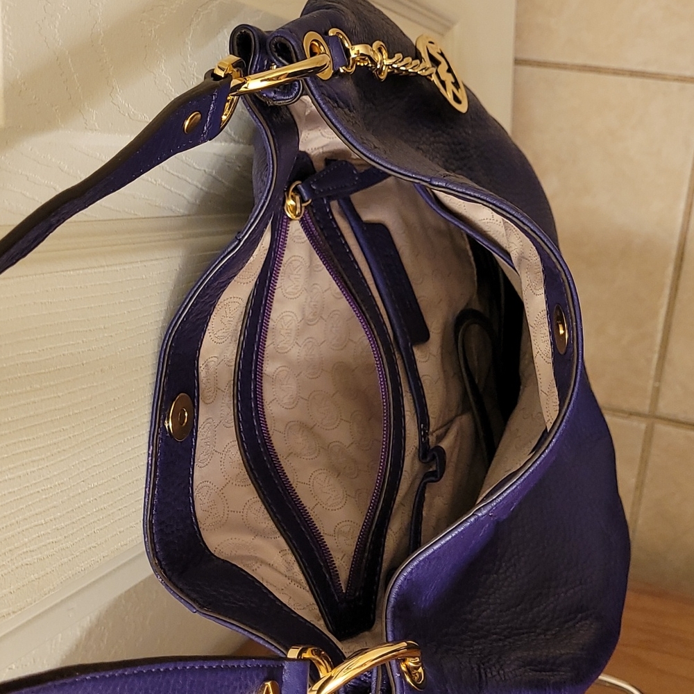 Purse - Picture 3 of 5